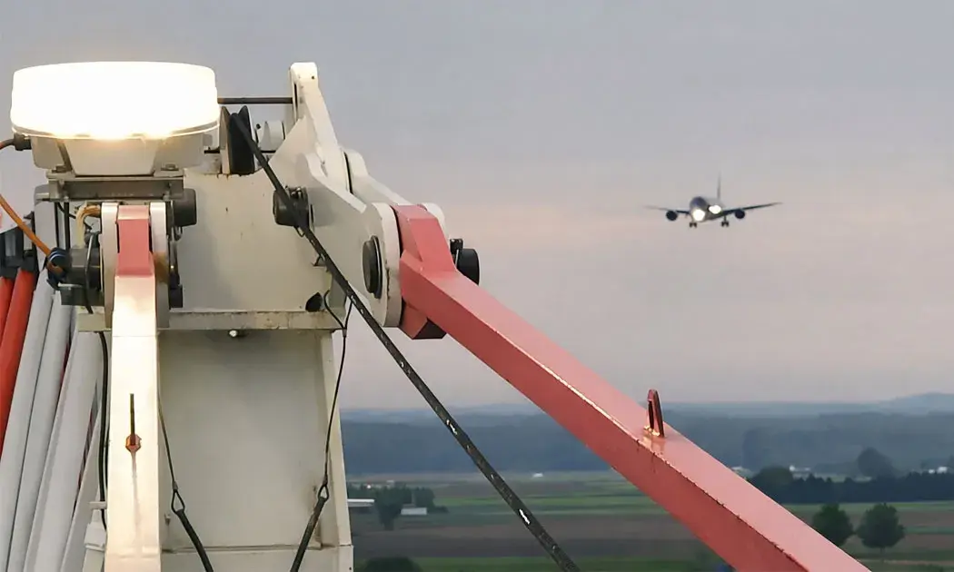 bebakening dag/nacht gemonteerd op kraan