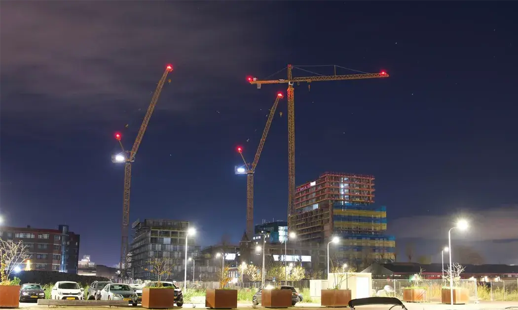 Balisage de nuit (faible intensité) monté sur une grue