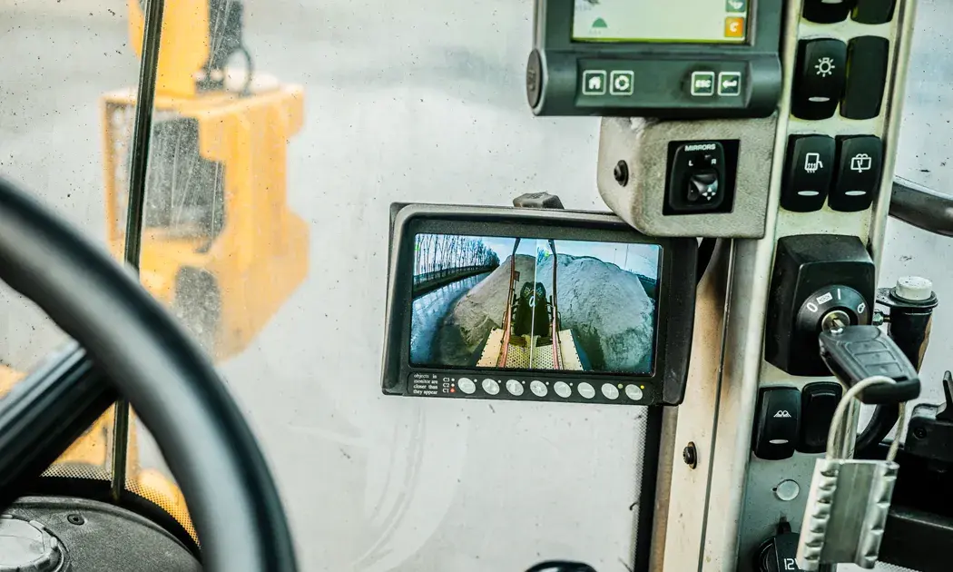 Zichtoplossing in ontginning - camerasysteem Famos gemonteerd op machine