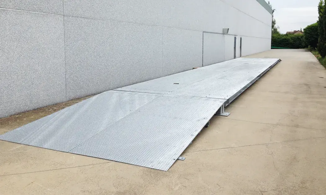 Dit is een modudel opbouwweegbrug van RDS Weighing & Safety